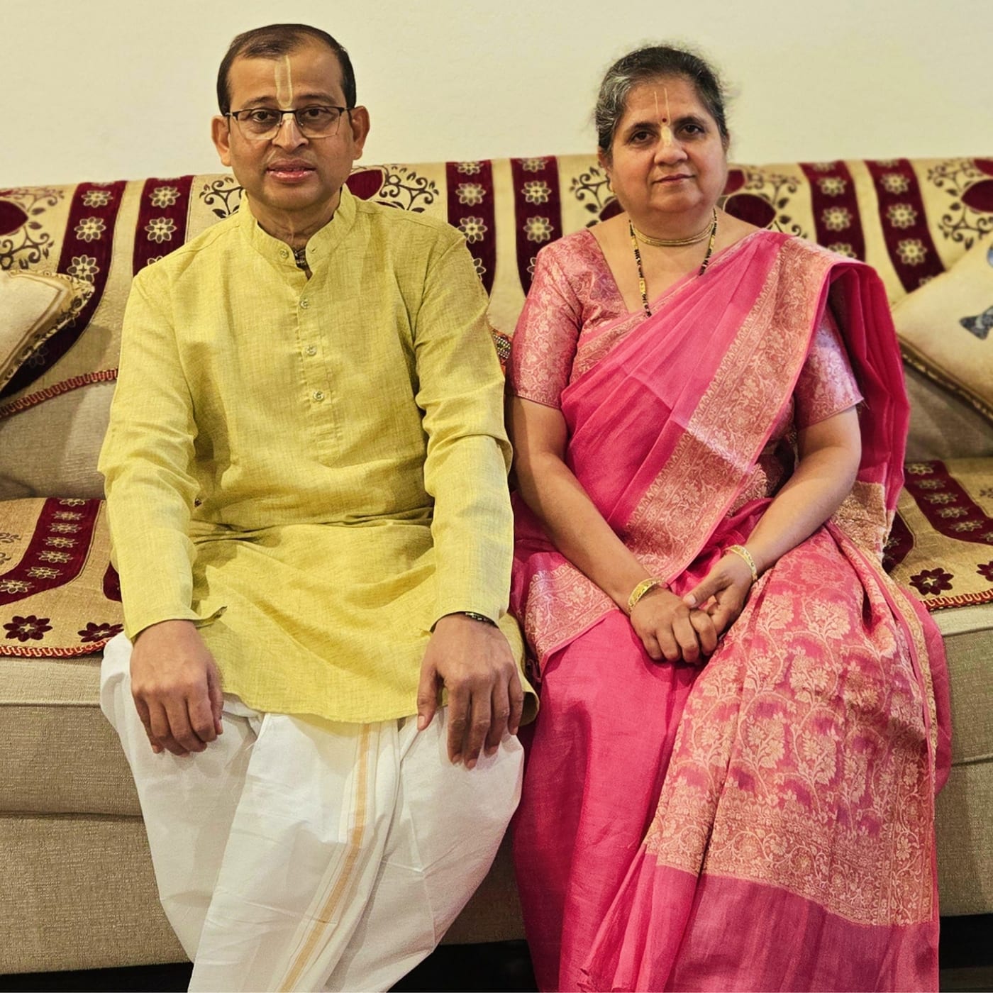 HG Dwarkadhish Prabhuji and HG Vishakha Priya Mataji